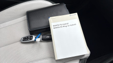 Hyundai SANTA FE 1.6 TGDi Plug-in Hybrid Ultimate 5dr 4WD Auto Estate